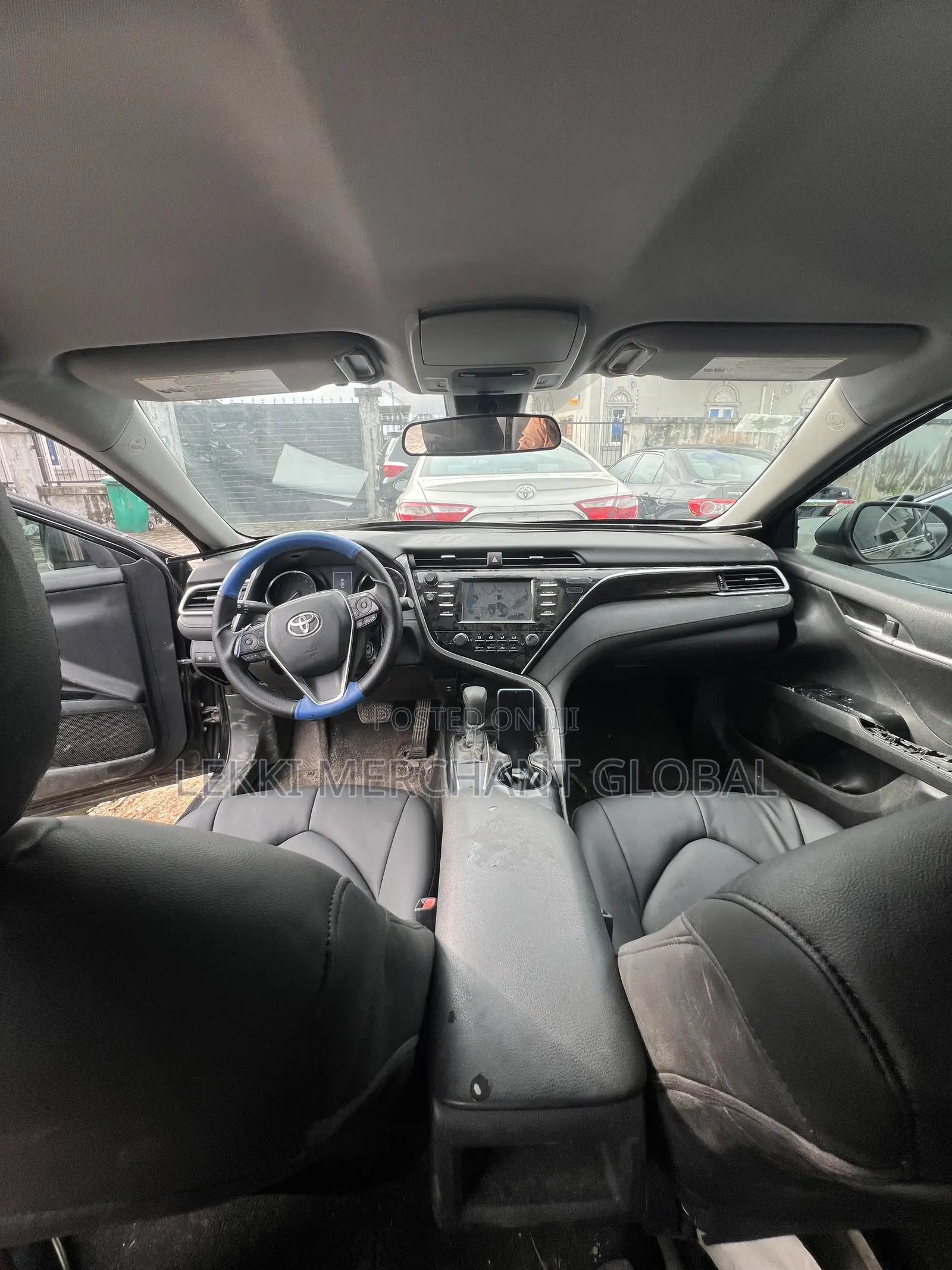Toyota Camry LE FWD (2.5L 4cyl 8AM) 2018 Blue