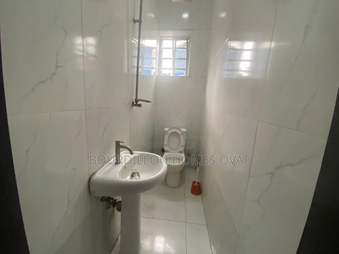 1bdrm Apartment in Chevron Lekki Lagos for rent