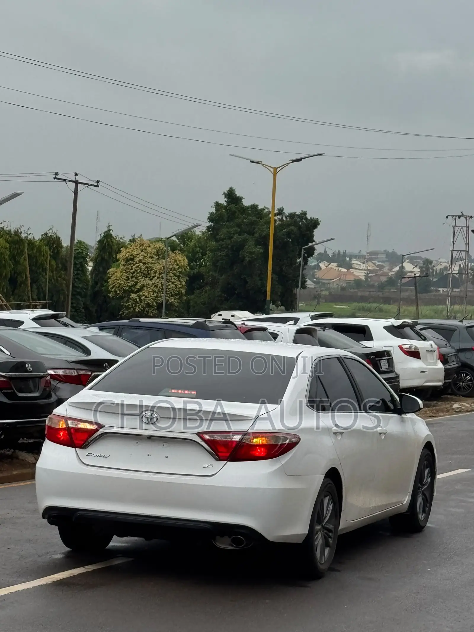 Toyota Camry 2016 White