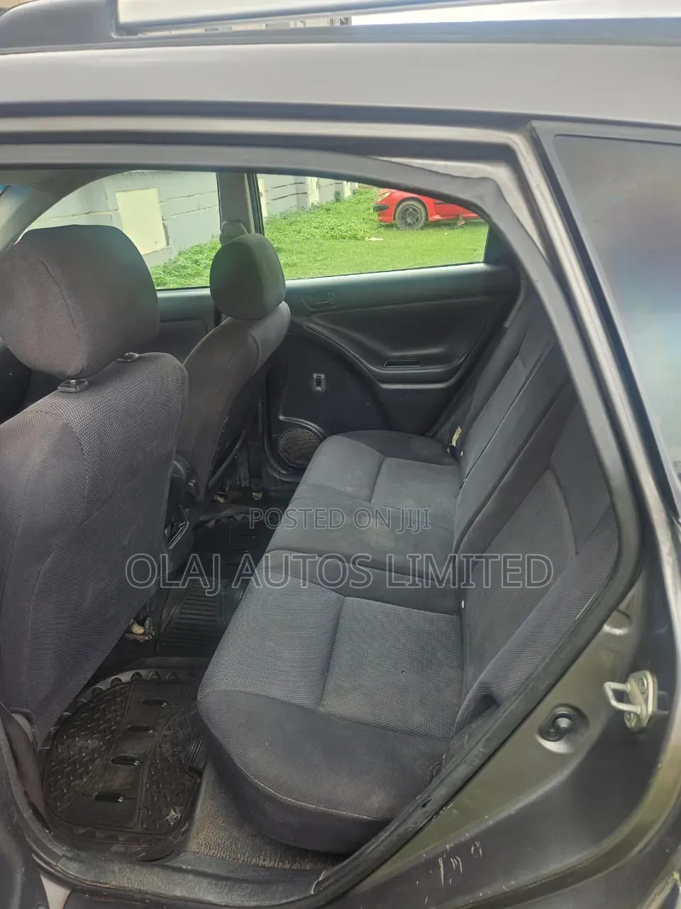 Pontiac Vibe 2006 Gray