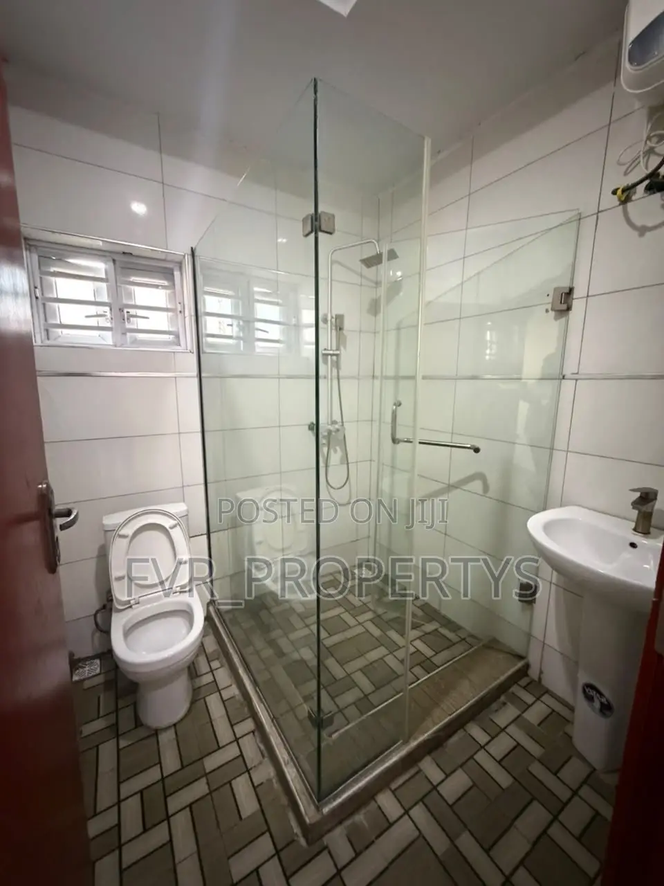 Studio Apartment in Opp Lekki County, Ikota for rent