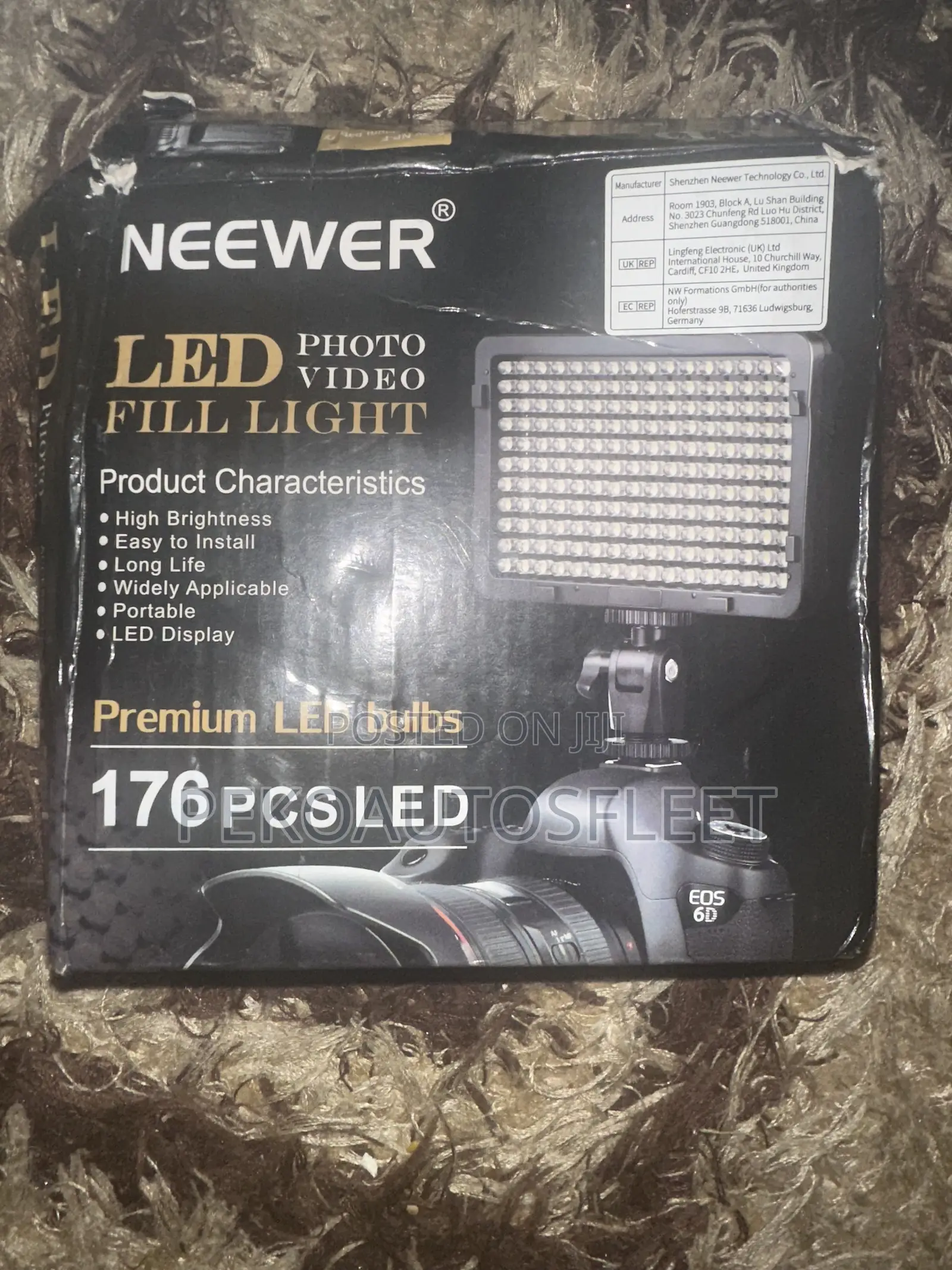 Neewer 176 LED Photo and Video Fill Light.
