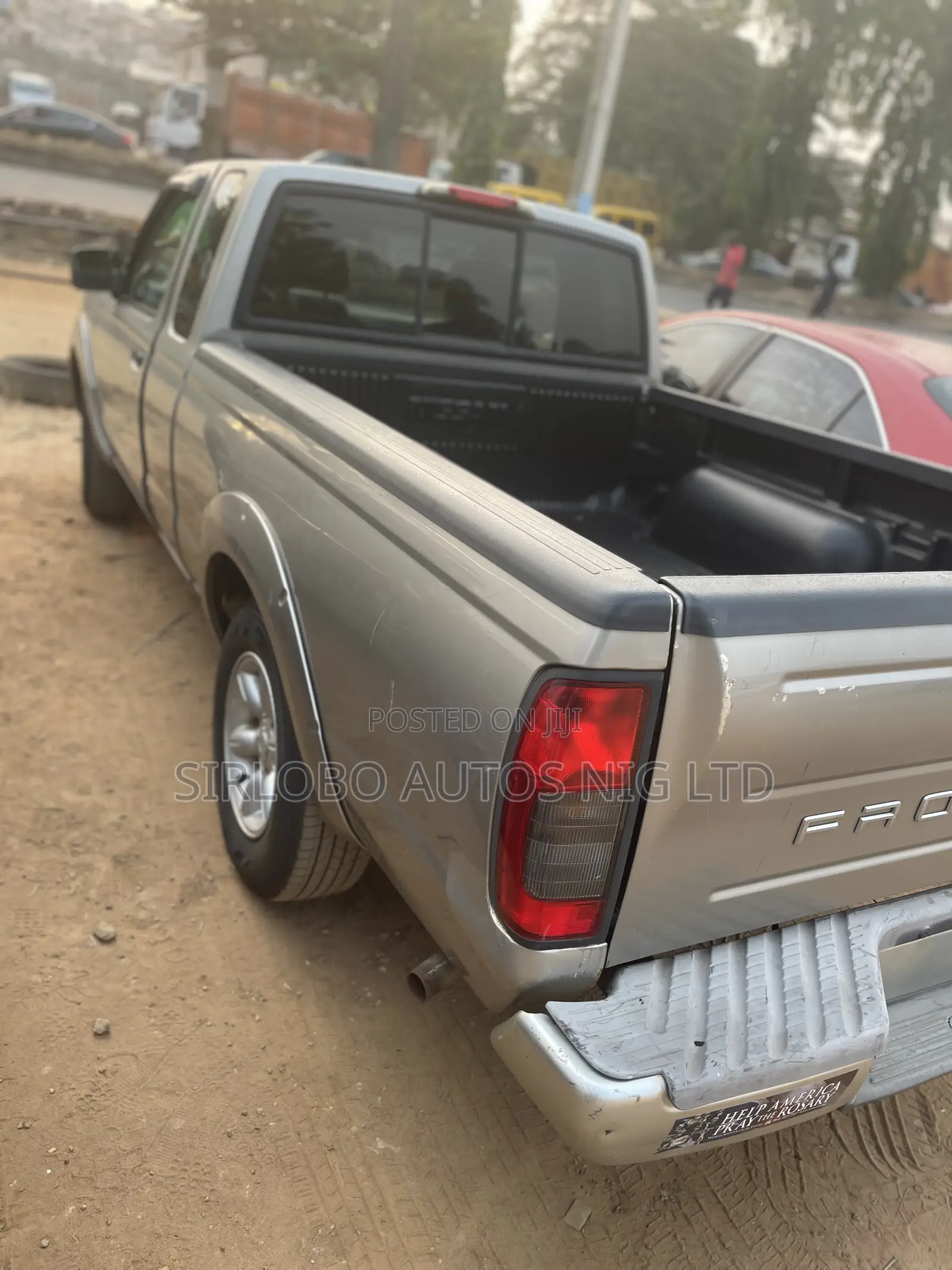 Nissan Frontier XE 4x2 King Cab 116.1 in. WB 2002 Gray