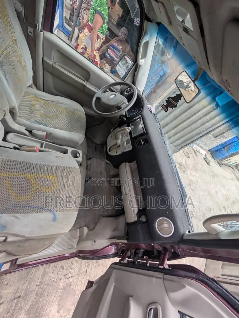 Suzuki APV Minibus 2015 Red