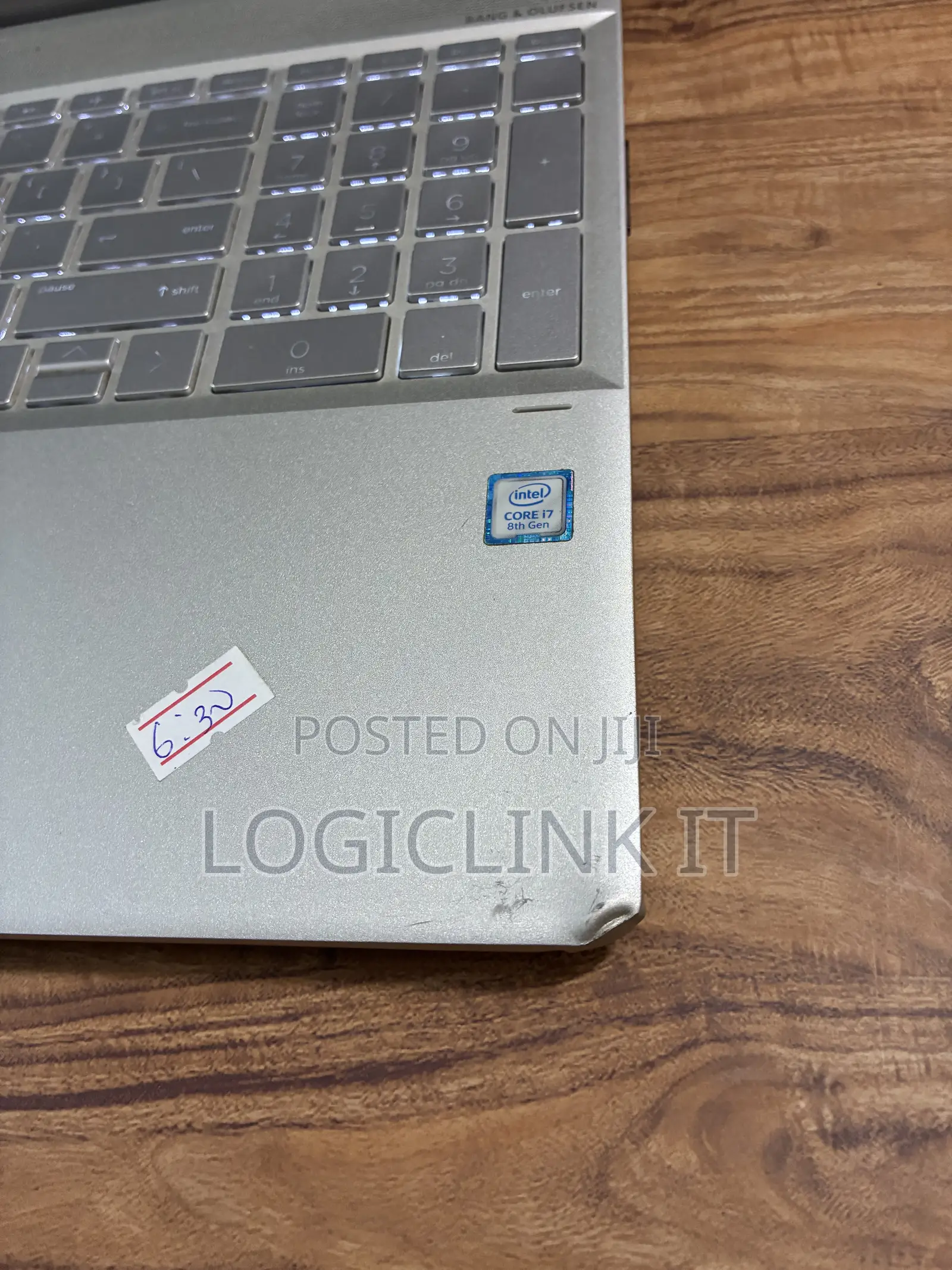 Laptop HP Envy 15-ep0xxx 12GB Intel Core i7 SSD 256GB