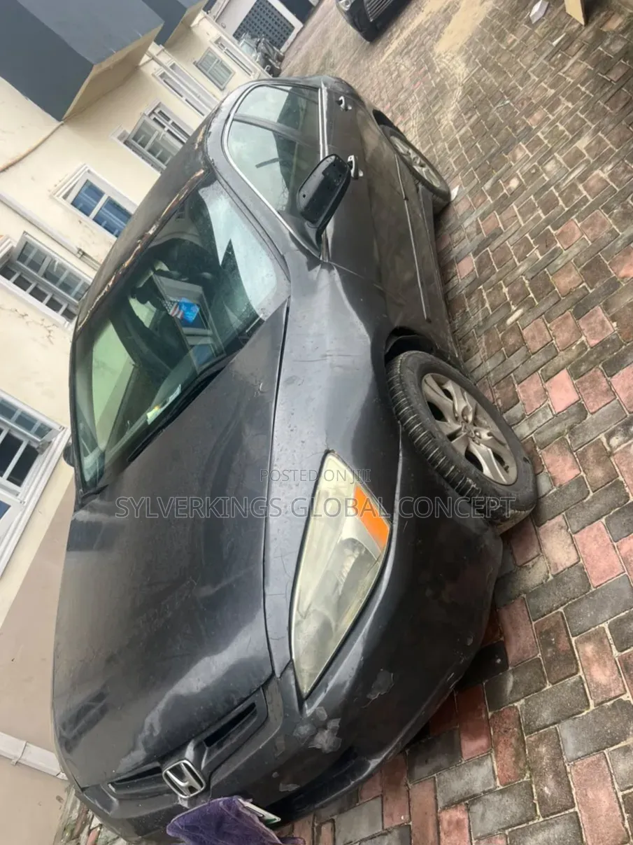 Honda Accord 2005 Black