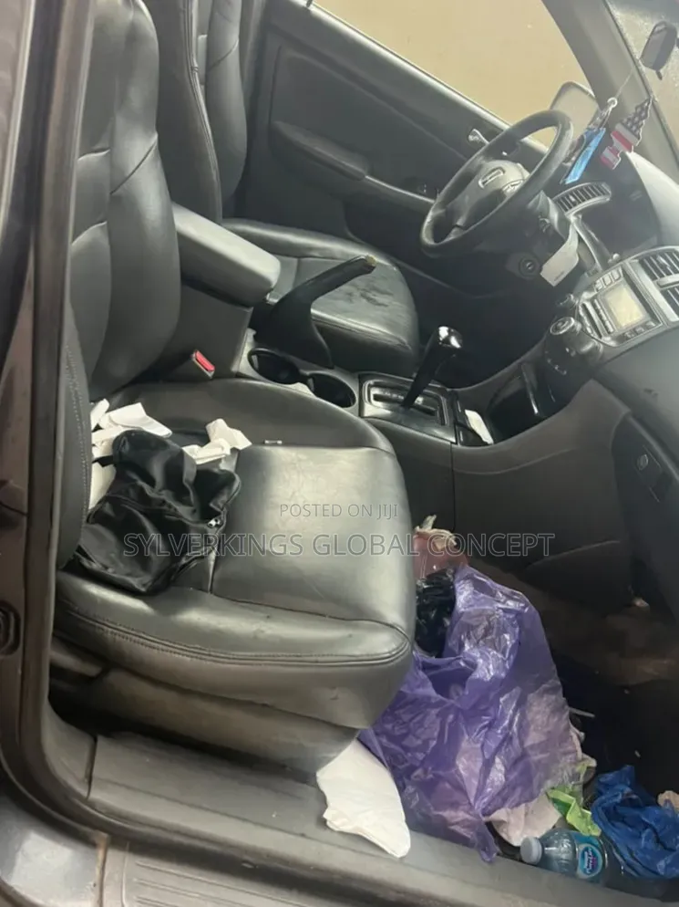 Honda Accord 2005 Black