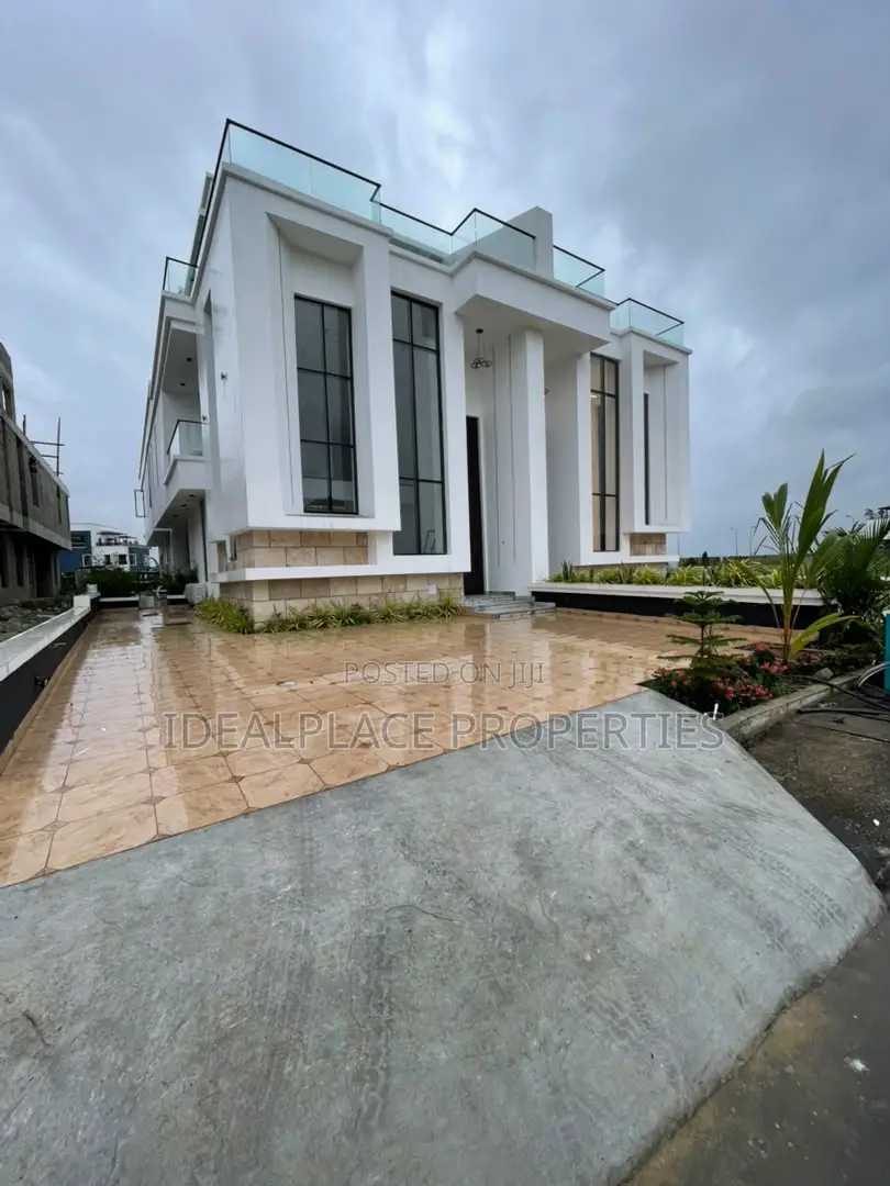 5bdrm Duplex in Cowrie Creek, Ikate for sale
