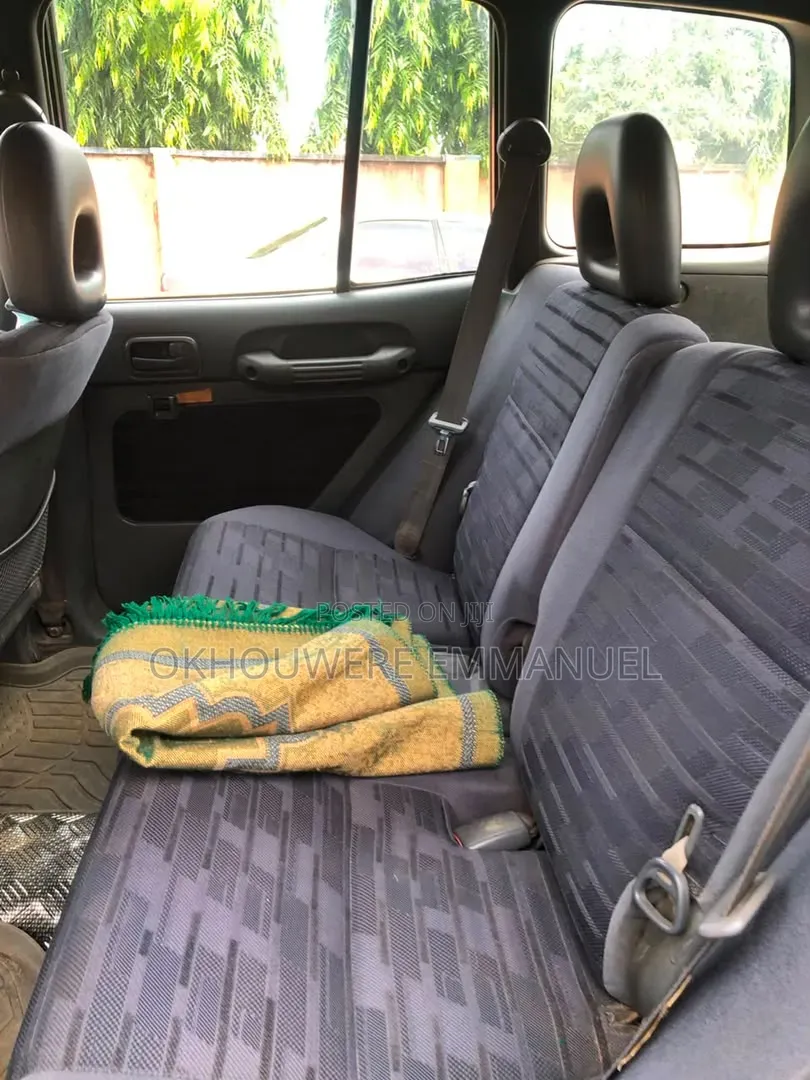 Toyota RAV4 1999 Blue