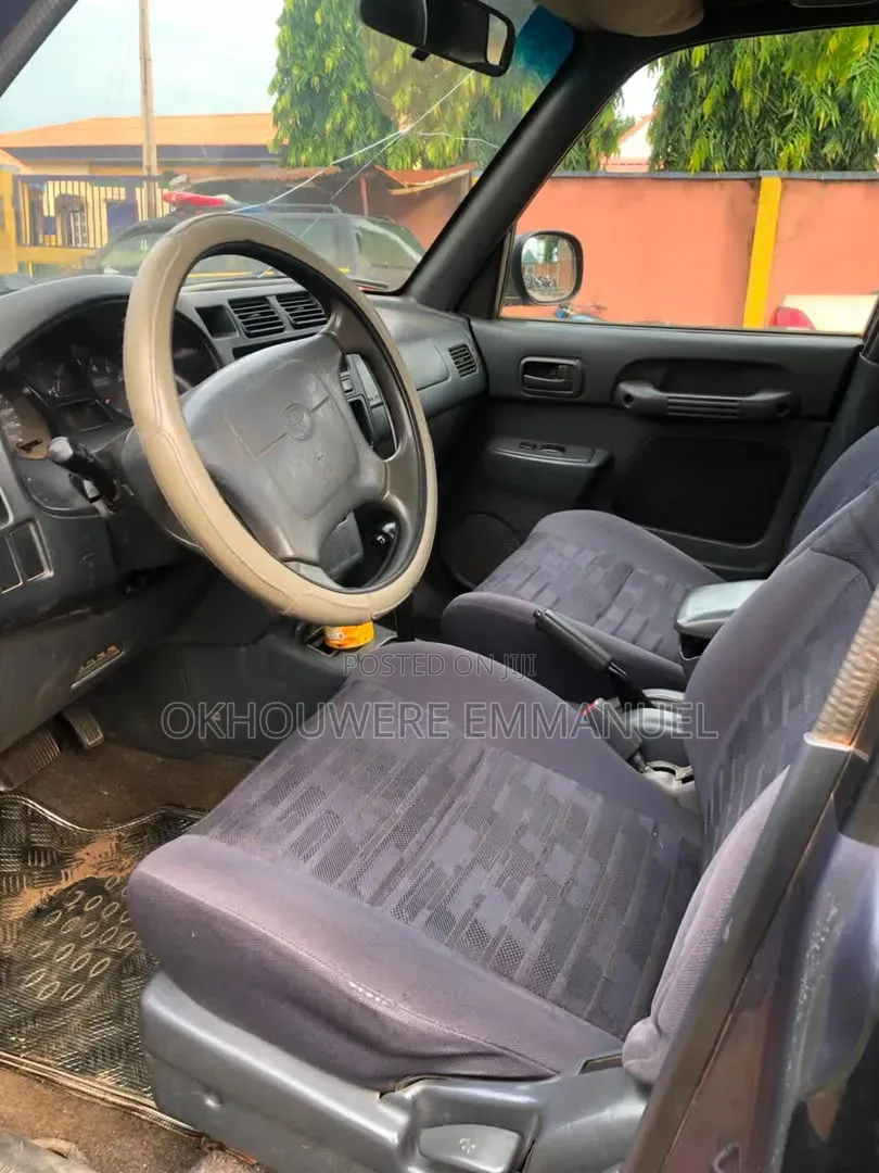 Toyota RAV4 1999 Blue