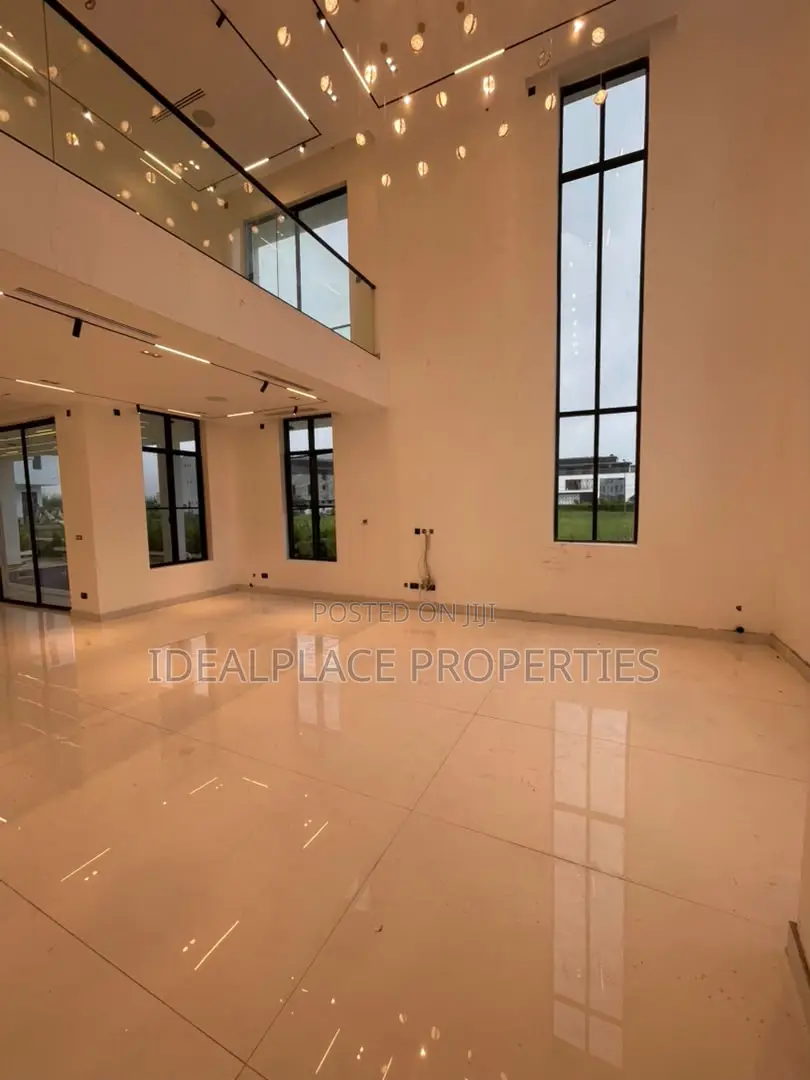 5bdrm Duplex in Cowrie Creek, Ikate for sale