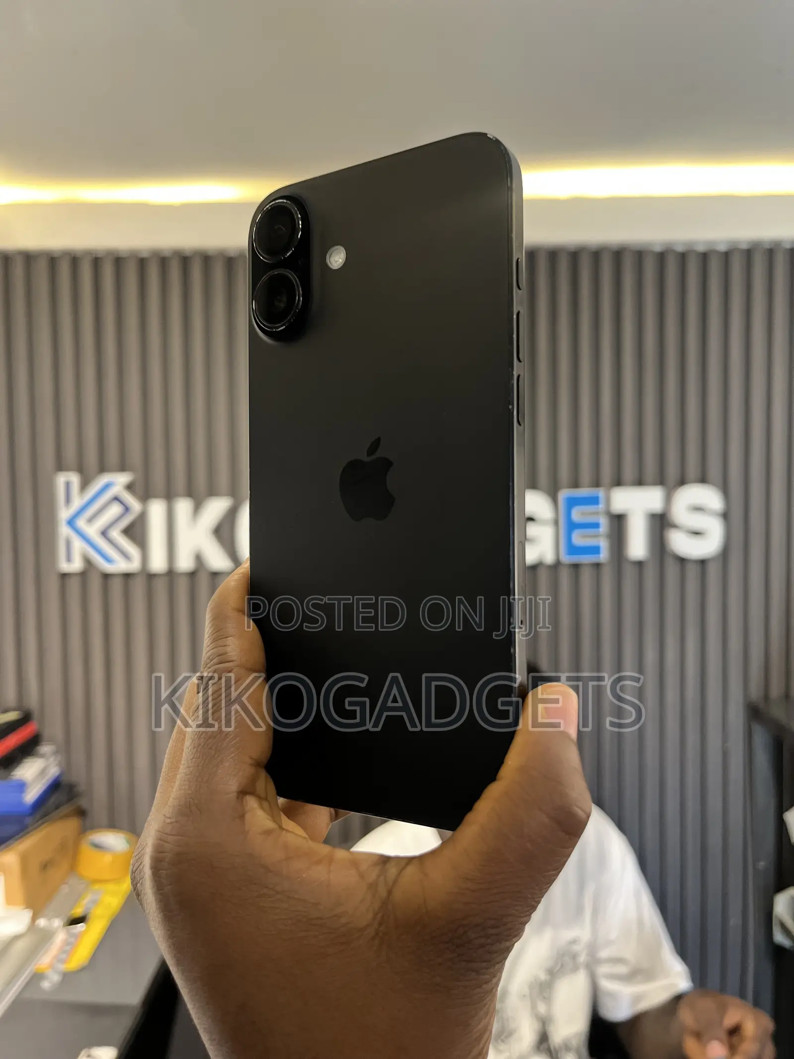 Apple iPhone 16 Plus 128 GB Black