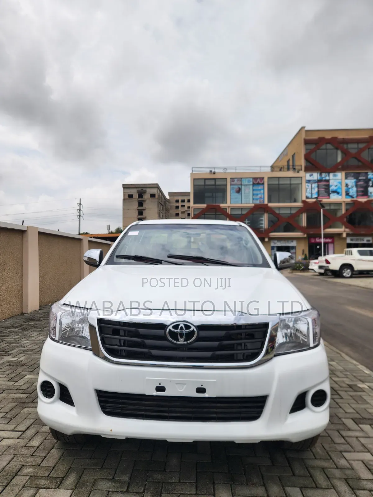 Toyota Hilux 2010 White