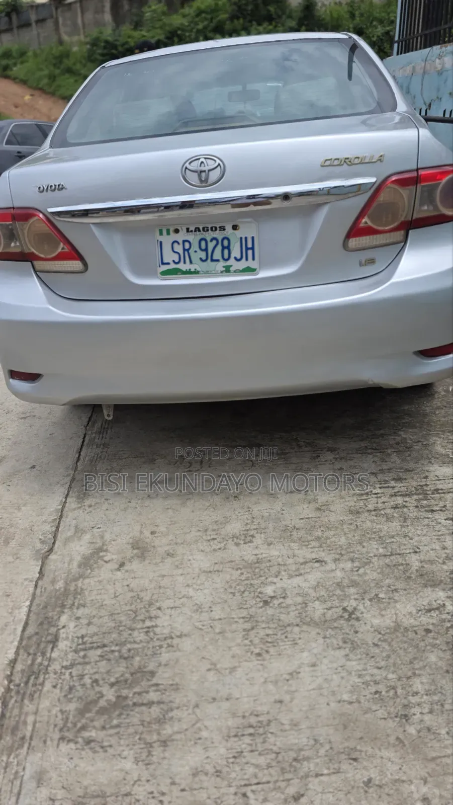 Toyota Corolla 2012 Silver