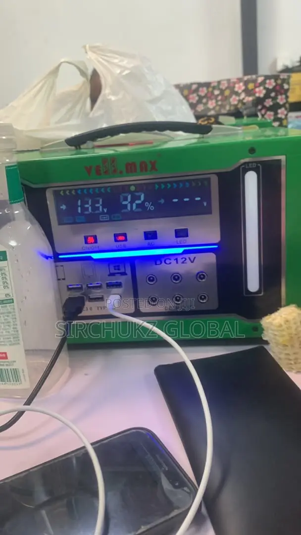 600w Solar Generator With Solar Panel