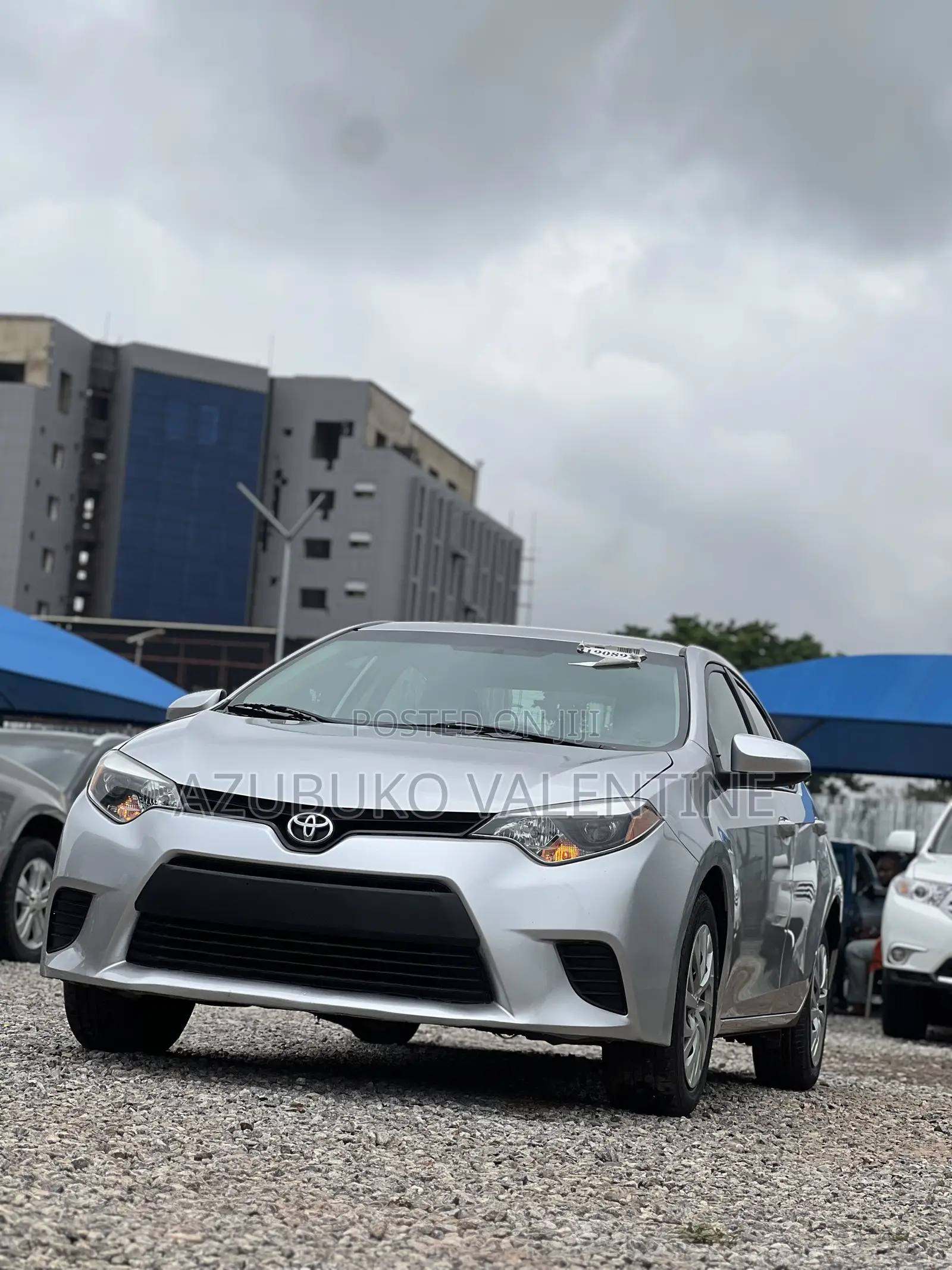 Toyota Corolla LE Plus 4dr Sedan (1.8L 4cyl CVT) 2014 Silver