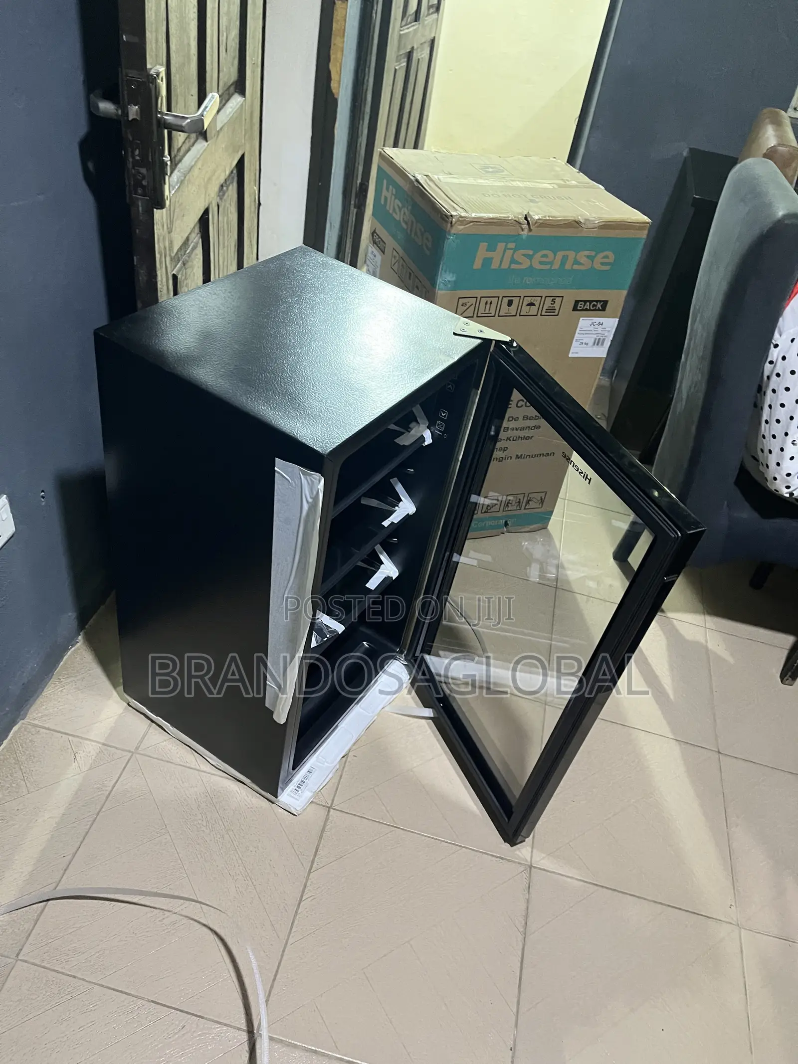 Hisense 91 Litres Drinks Chiller JC-94