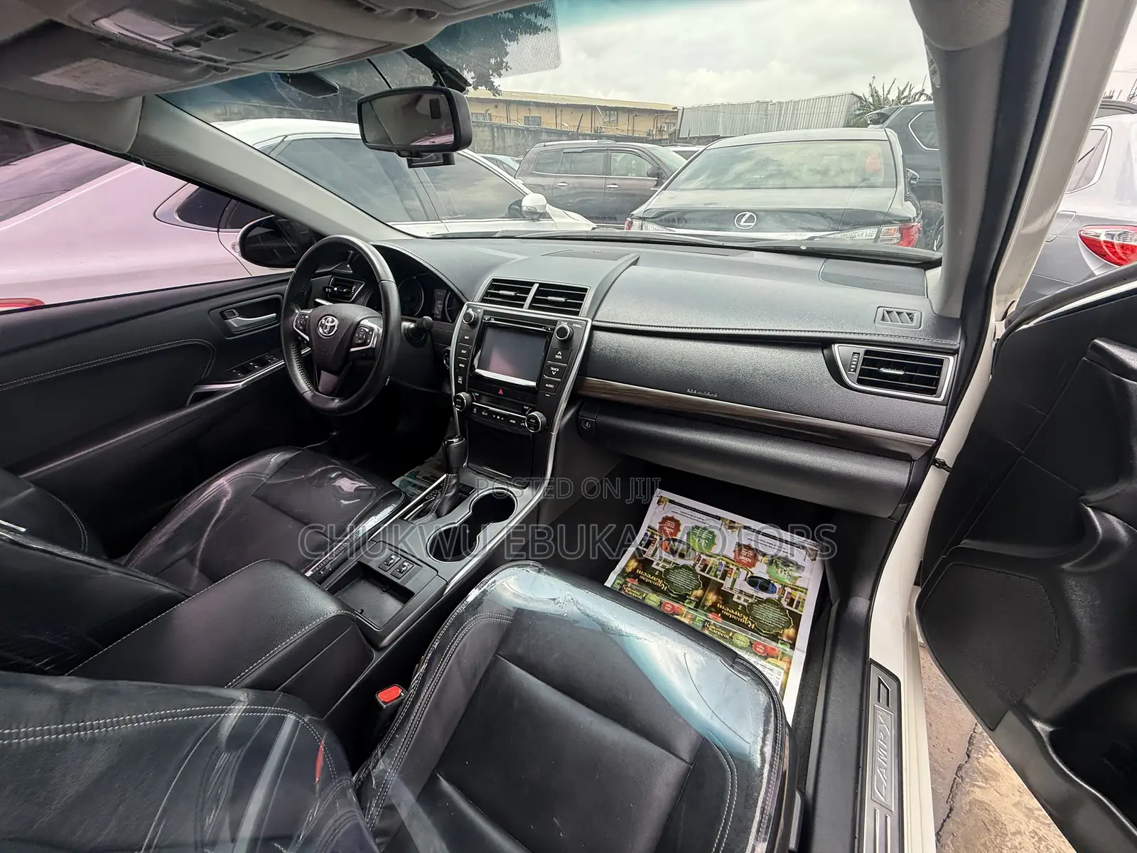 Toyota Camry XLE 4dr Sedan (2.5L 4cyl 6A) 2016 White