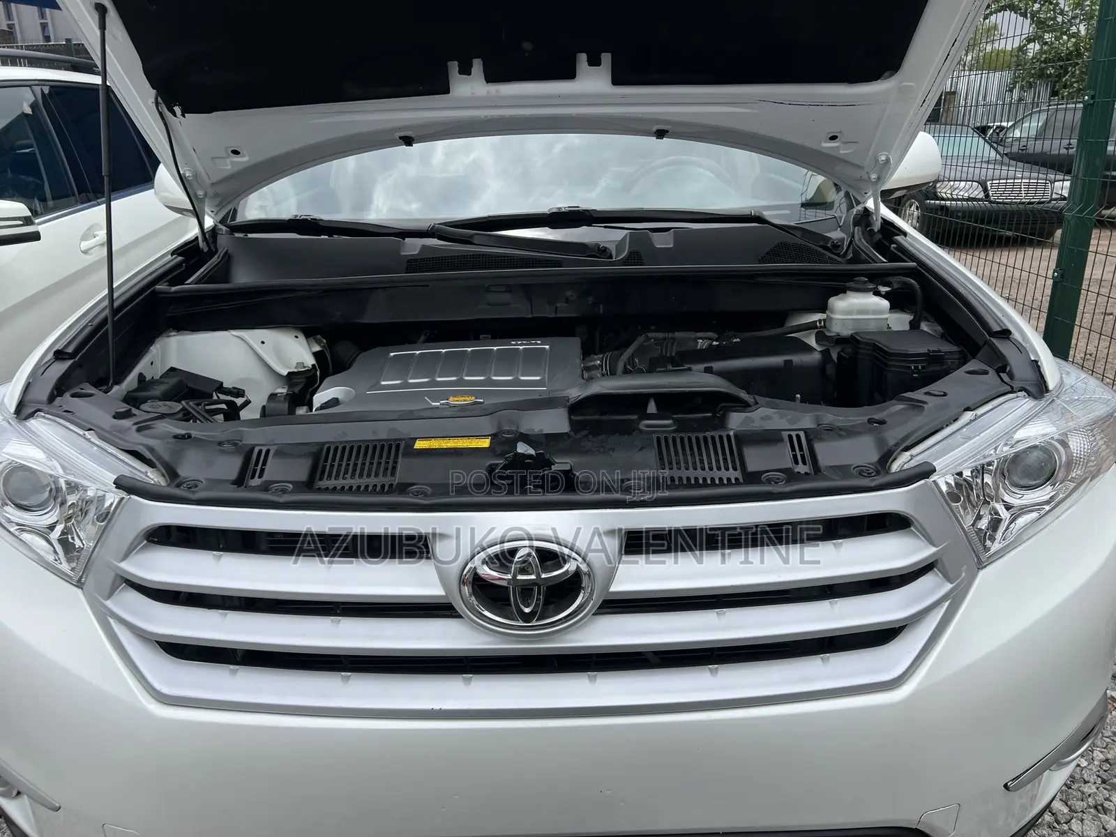 Toyota Highlander Limited 2012 White