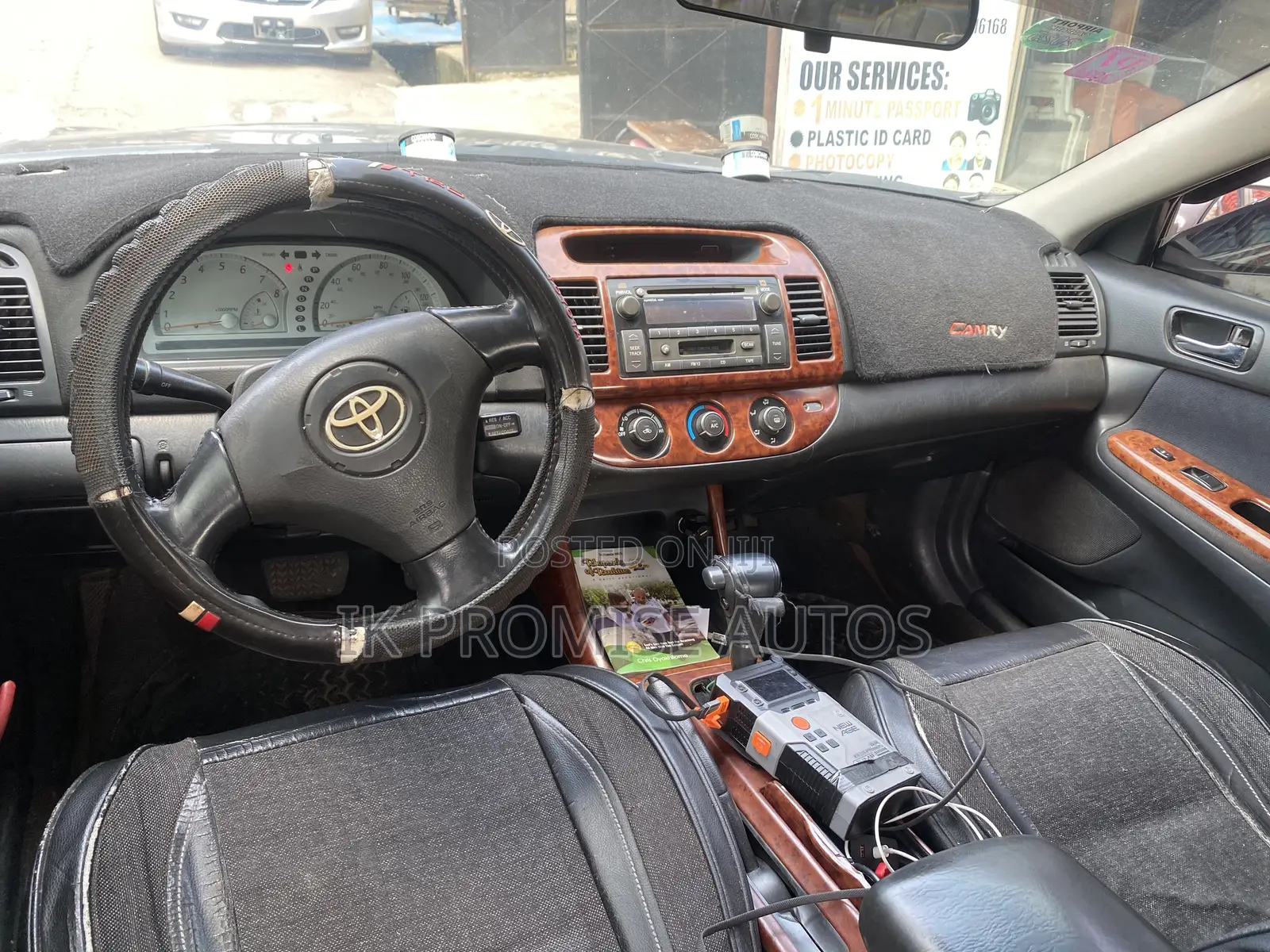 Toyota Camry SE V6 4dr Sedan (3.3L 6cyl 5A) 2004 Gray