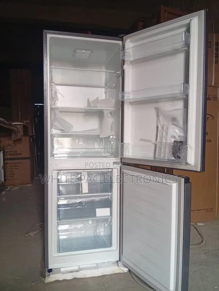 New Original >Hisense 225 Litre Two Door Fridge With Bottom Freezer