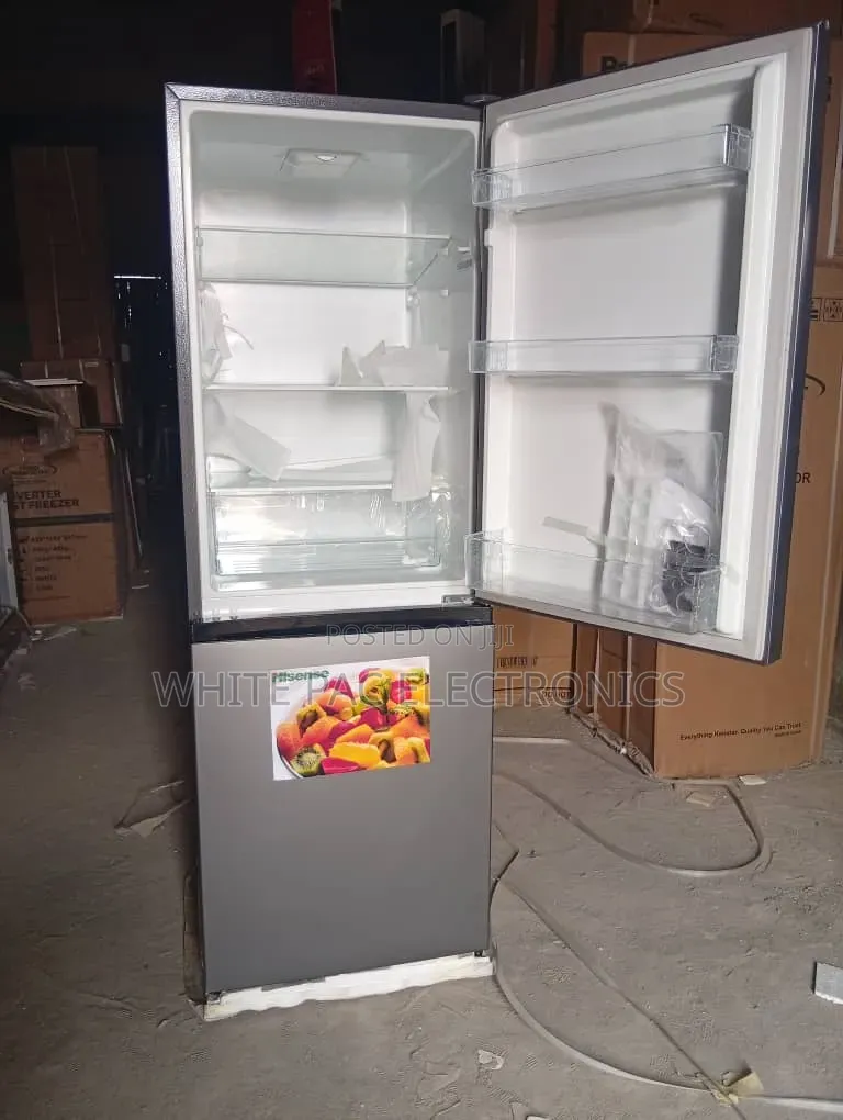 New Original >Hisense 225 Litre Two Door Fridge With Bottom Freezer