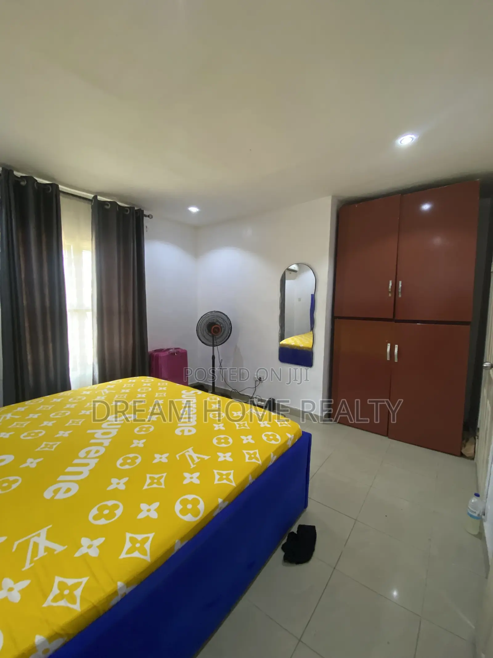 Ladies Weekly Shortlet Fully Serviced Apartment