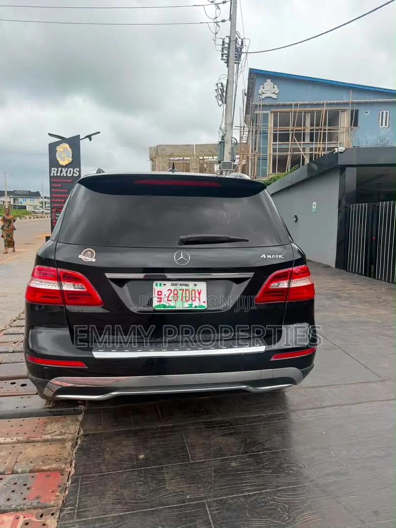 Mercedes-Benz GLK-Class 2015 Black