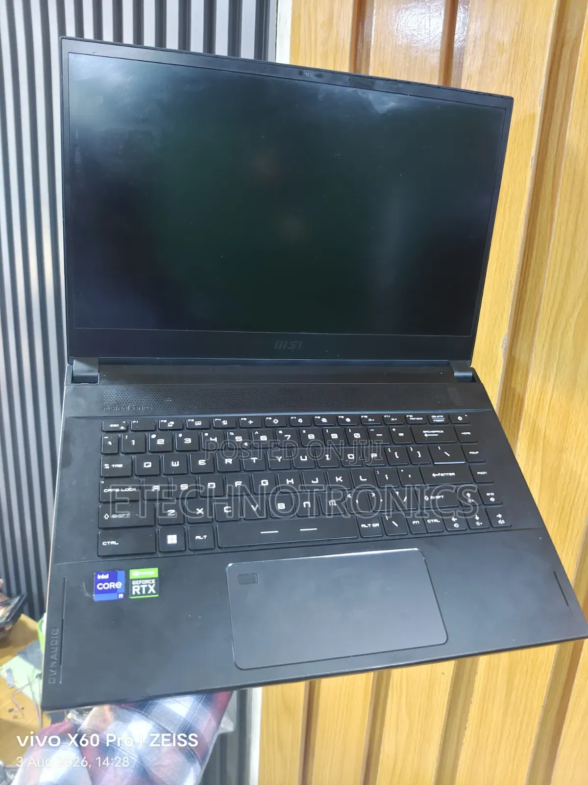 Laptop MSI GS66 Stealth 12UHS 24GB Intel Core i9 SSD 1T