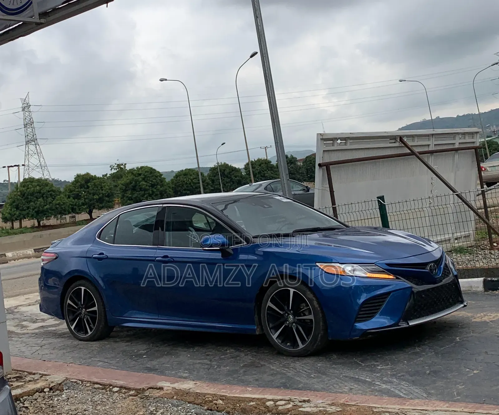 Toyota Camry 2019 Blue