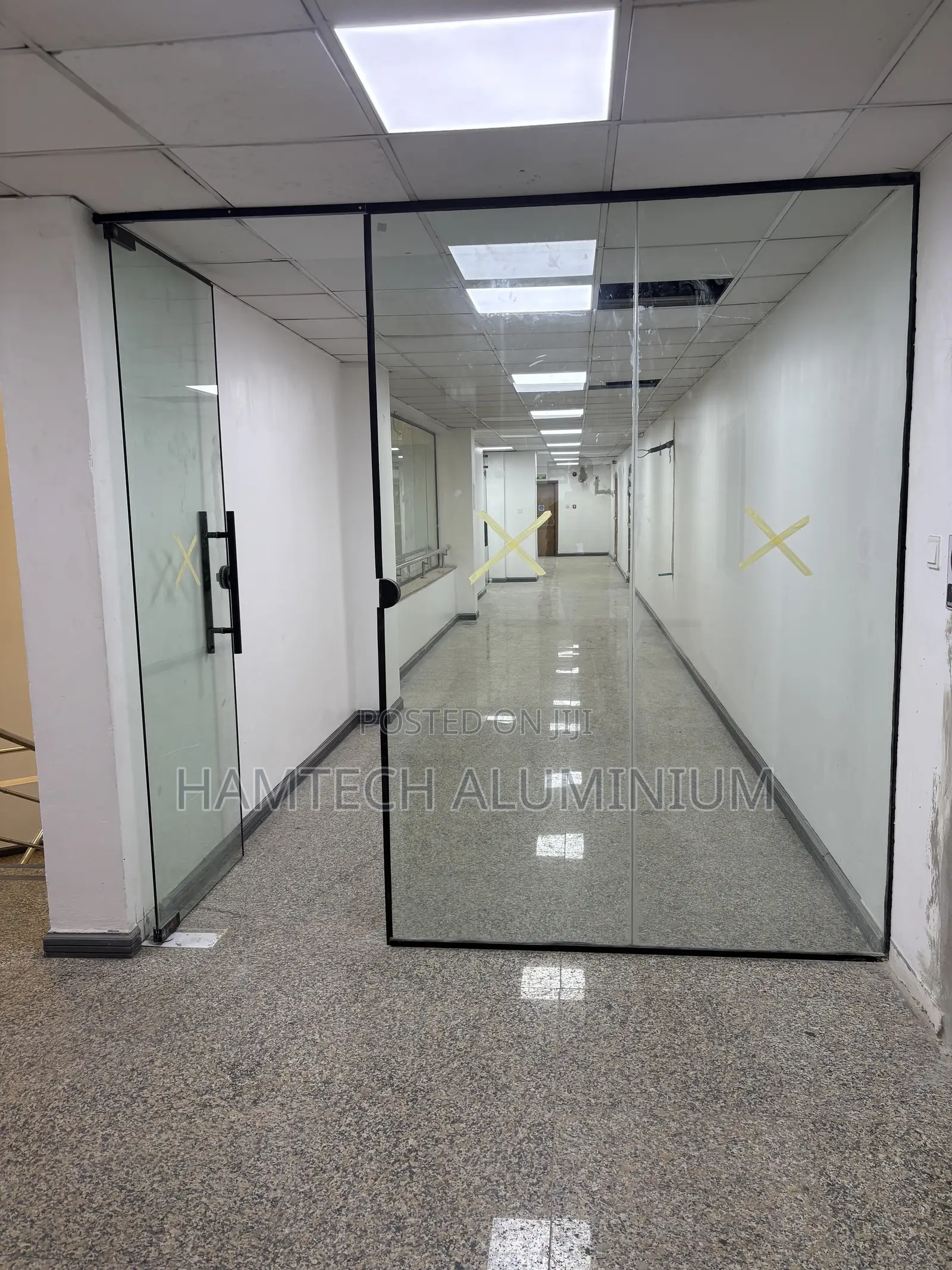 Staircase With 10mm Tampered Glass