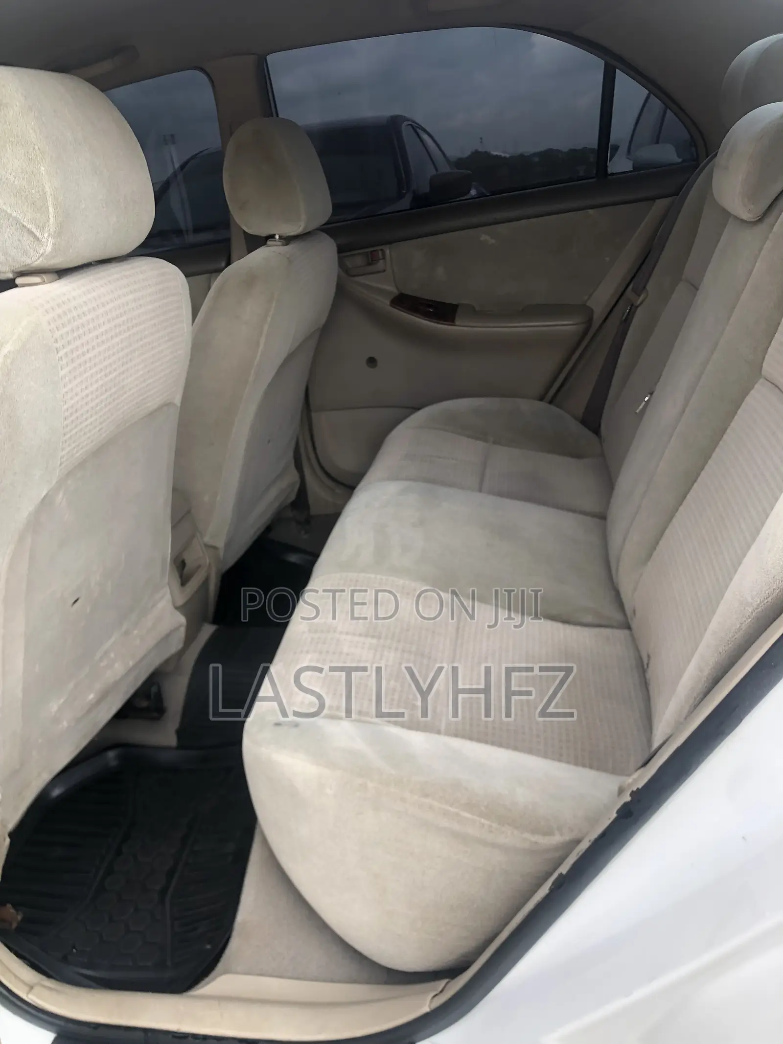 Toyota Corolla 2005 White