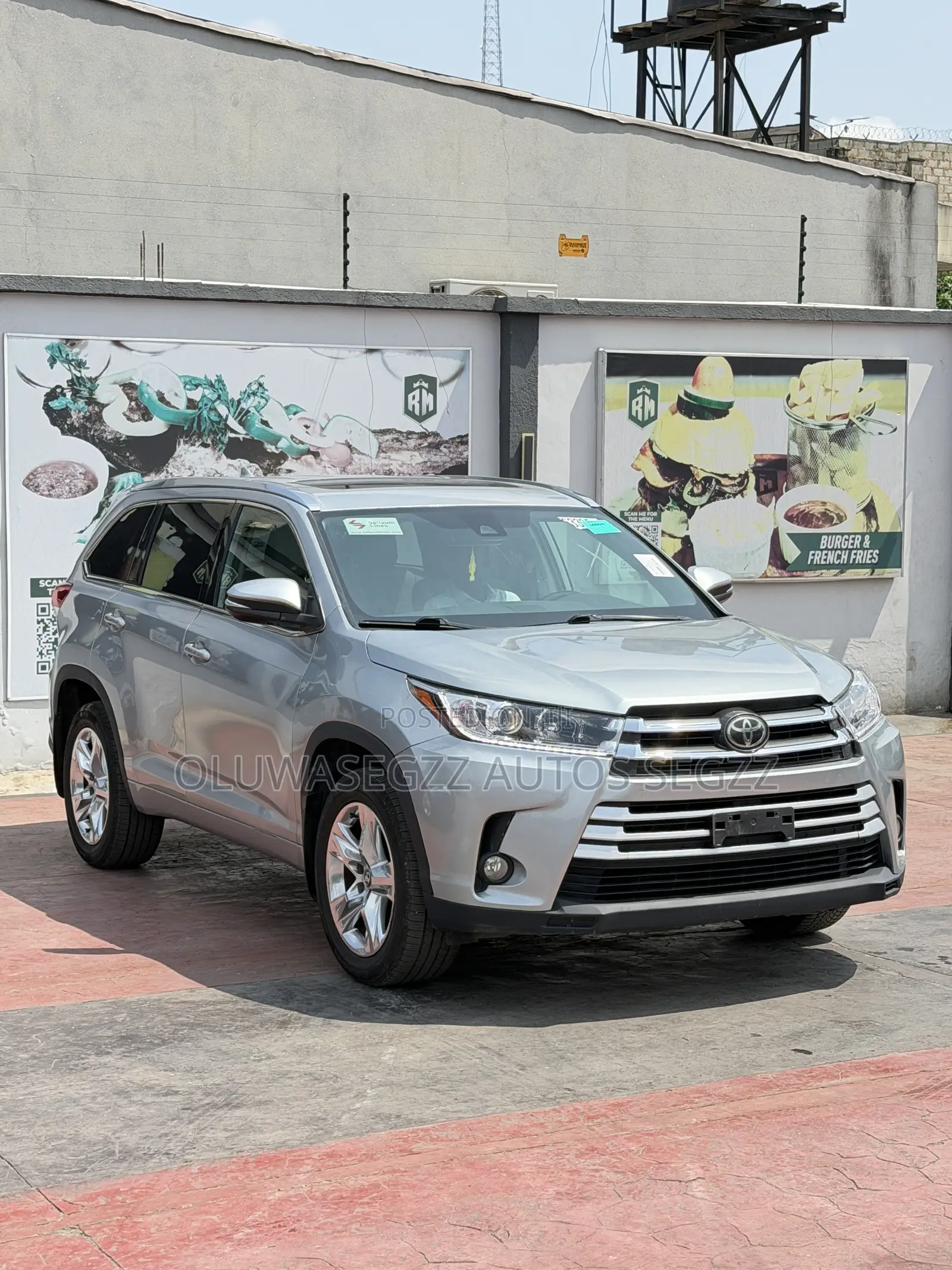 Toyota Highlander Limited 4x2 V6 (3.5L 6cyl 8A) 2018 Silver