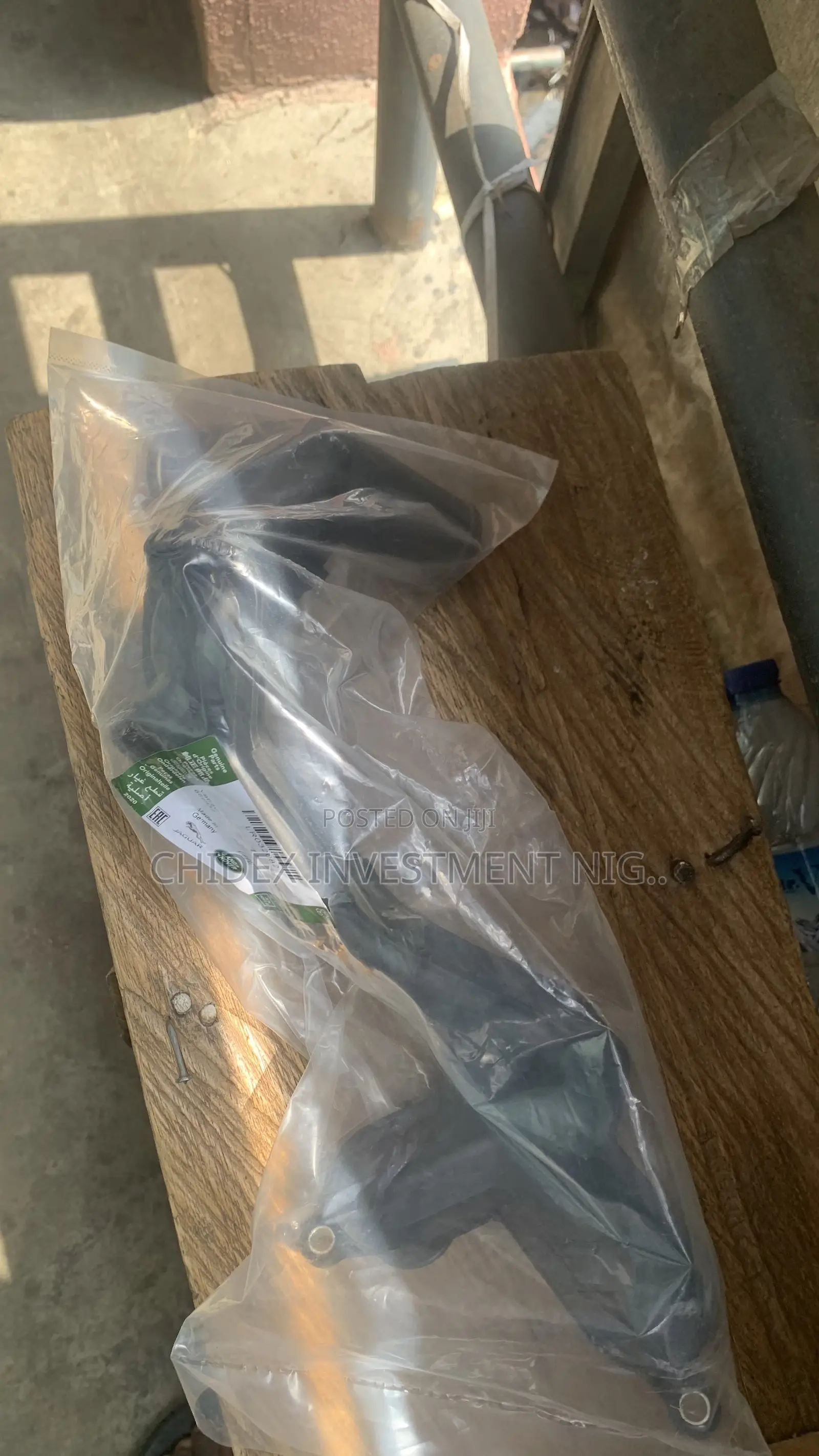 Front Water Hose for Range Rover 2010 Up V8