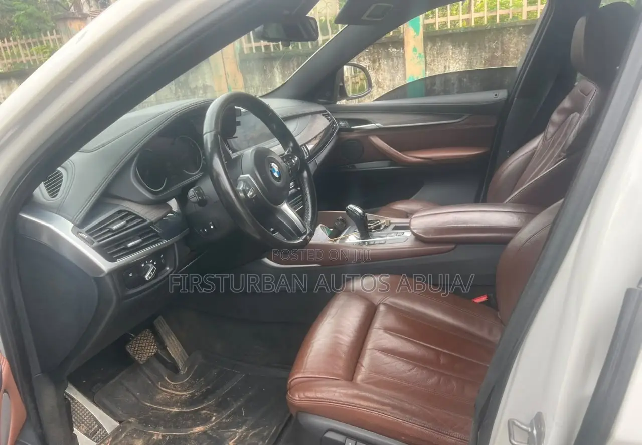 BMW X6 sDrive35i Coupe 4x2 (3.0L 6cyl 8A) 2016 White