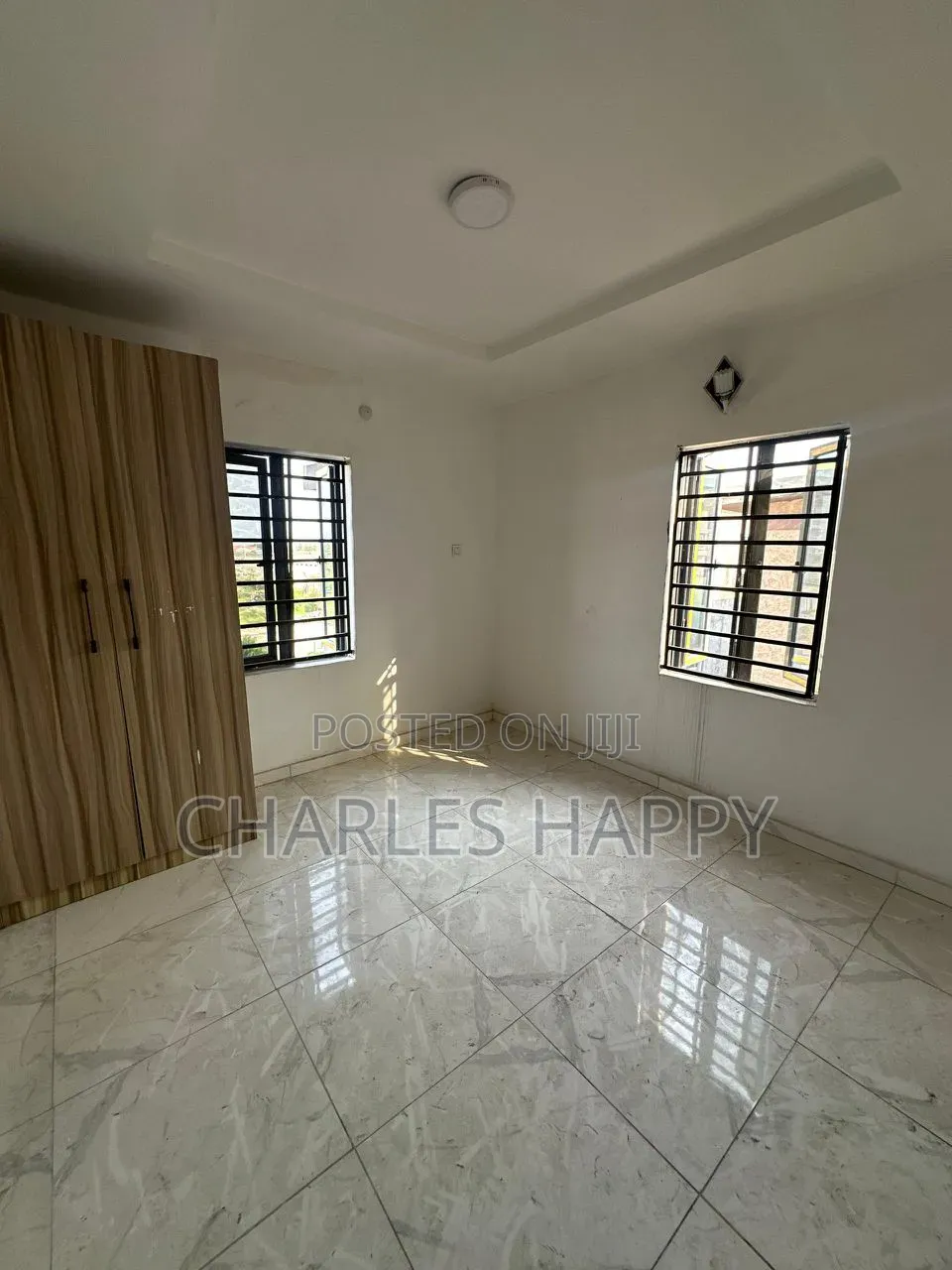 3bdrm Apartment in Ikate - Ilasan, Lekki Phase 2 for rent