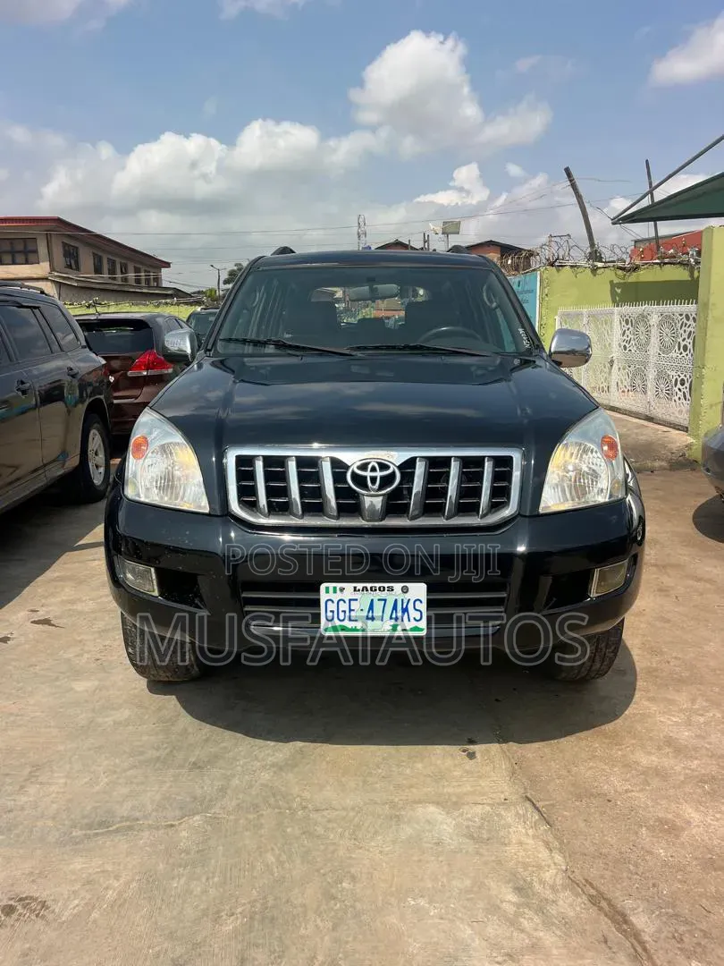 Toyota Land Cruiser Prado 2013 Black