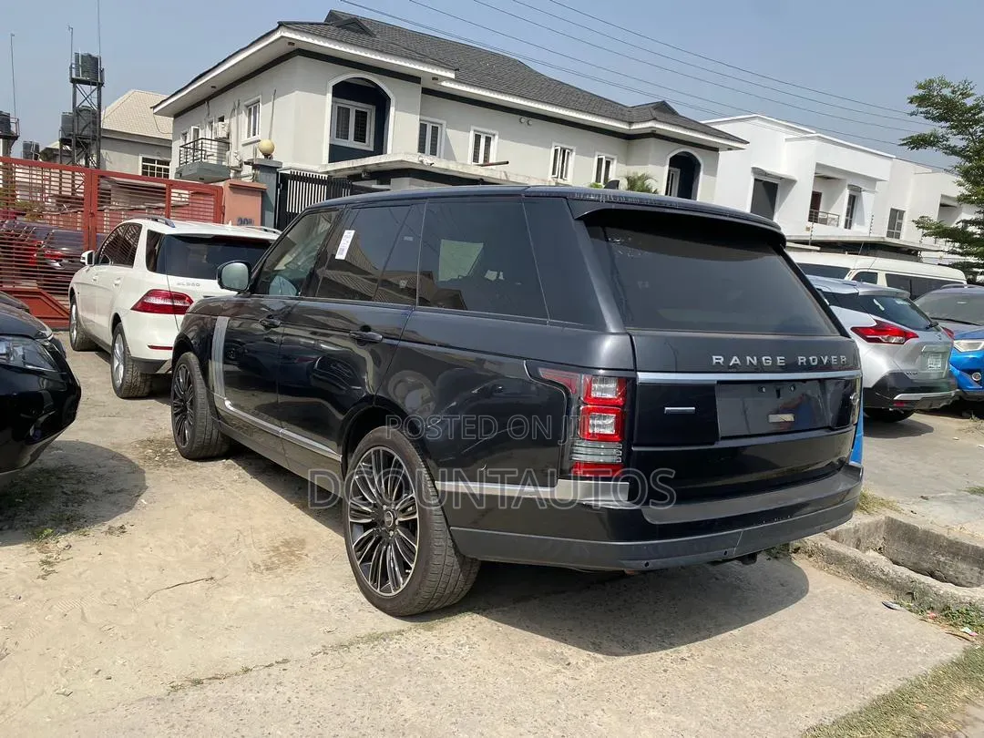 Land Rover Range Rover Vogue 2015 Black