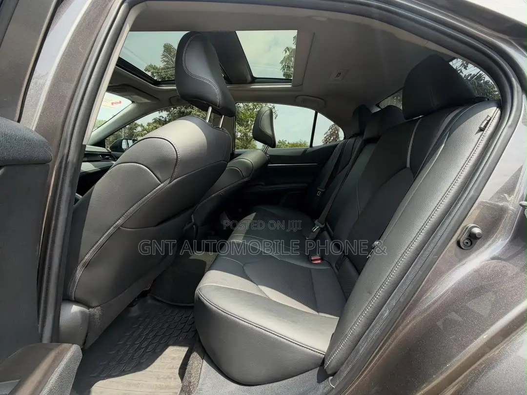 Toyota Camry 2022 Brown