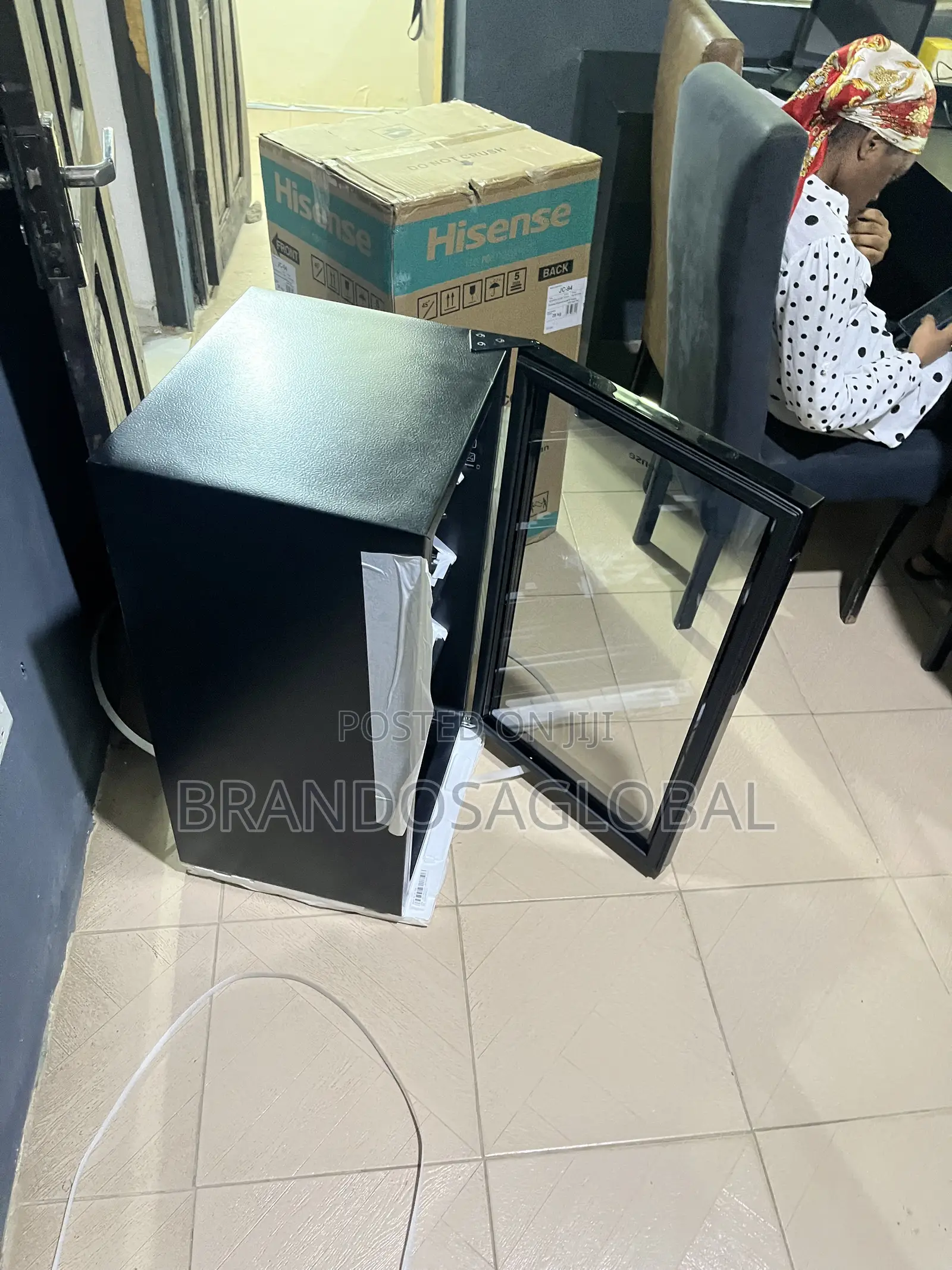 Hisense 91L Home Drinks Chiller JC-94