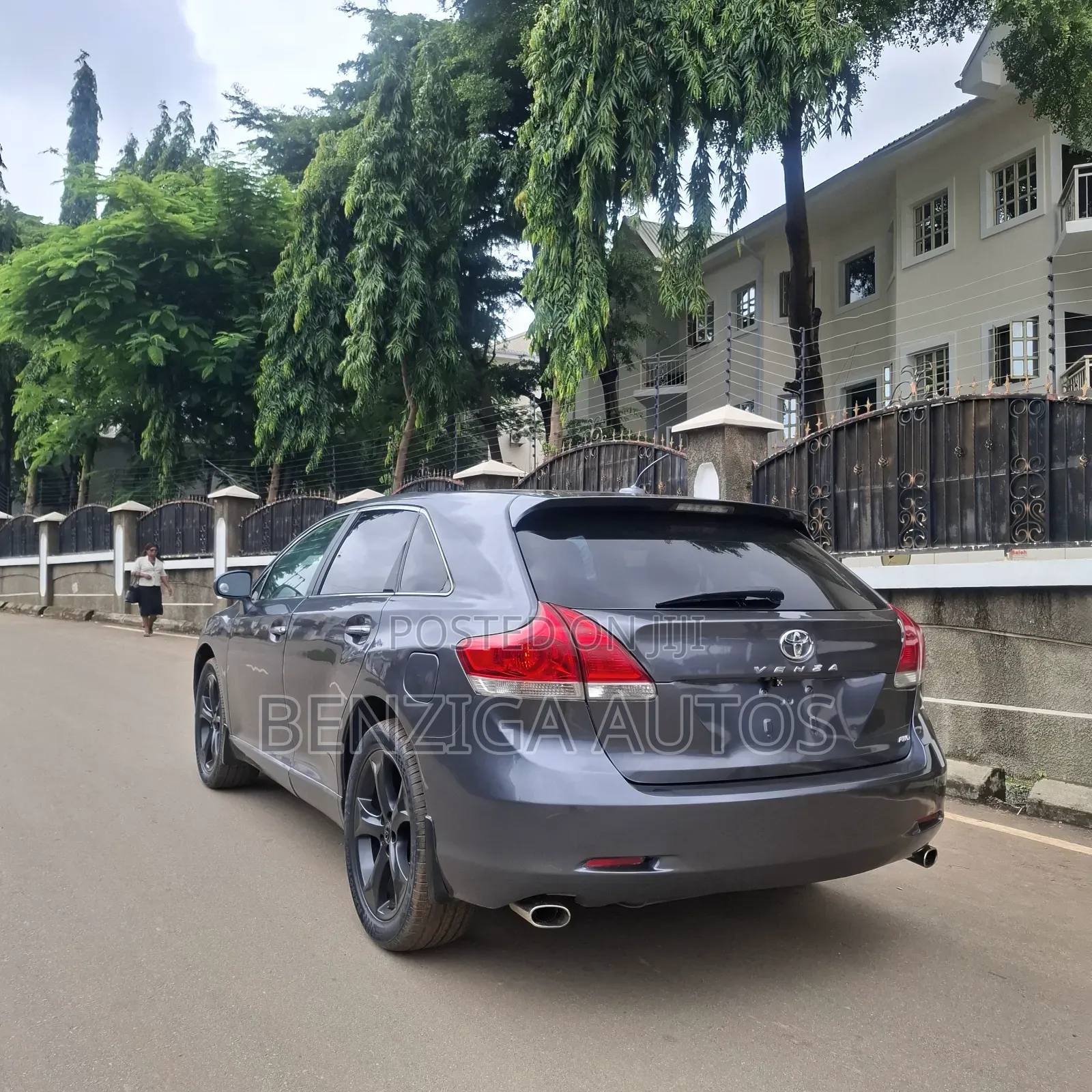 Toyota Venza 2010 Gray