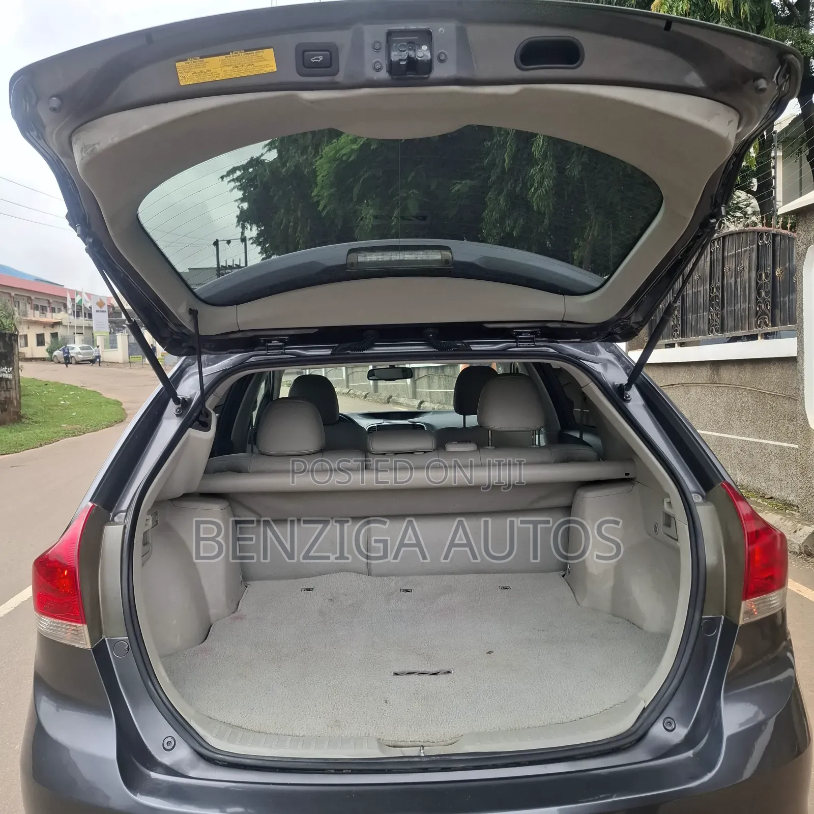 Toyota Venza 2010 Gray