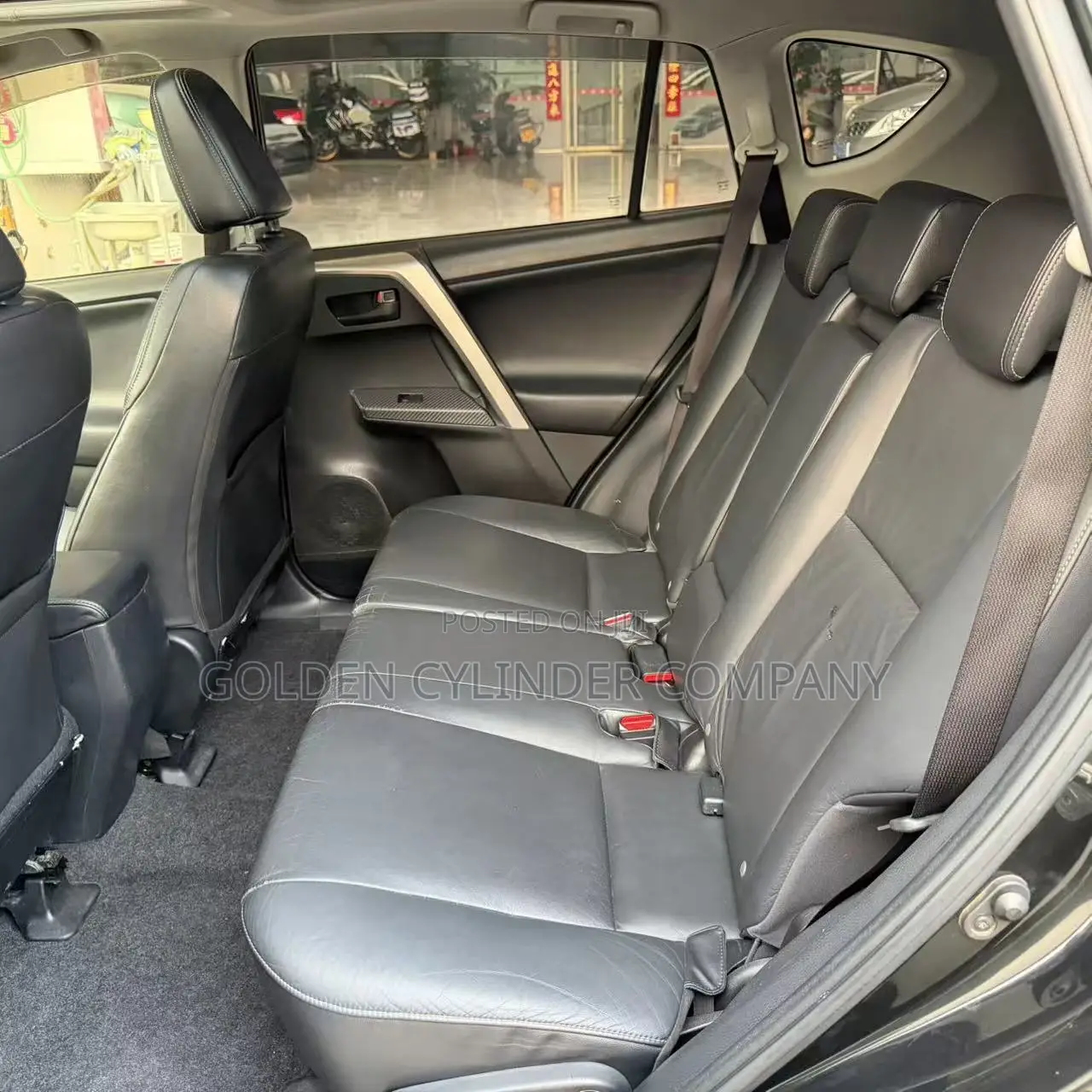 Toyota RAV4 XLE 4dr SUV AWD (2.5L 4cyl 6A) 2014 Black