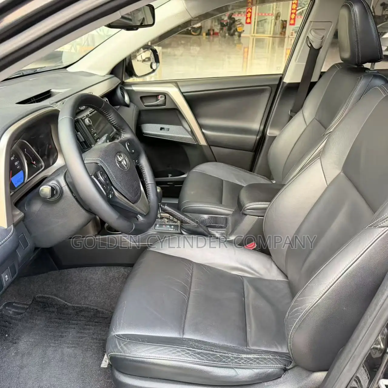Toyota RAV4 XLE 4dr SUV AWD (2.5L 4cyl 6A) 2014 Black