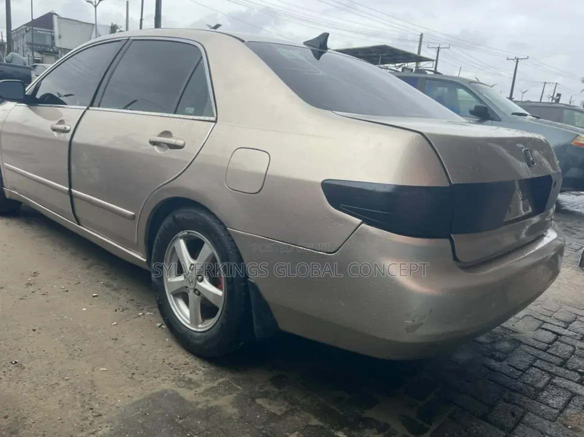 Honda Accord 2005 Brown