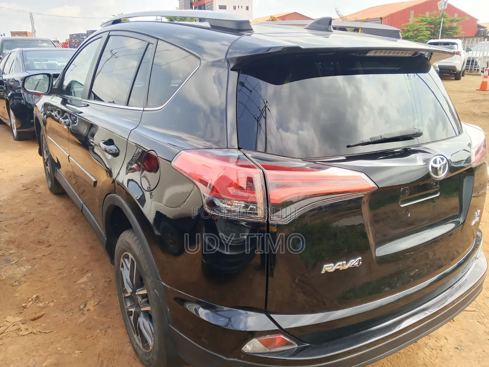 Toyota RAV4 LE 4dr SUV AWD (2.5L 4cyl 6A) 2018 Black