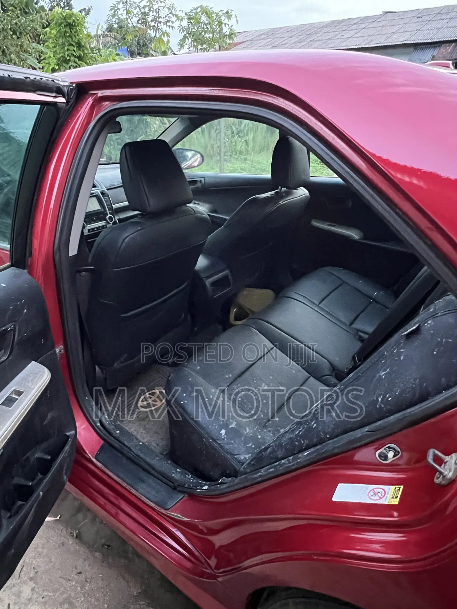 Toyota Camry SE 4dr Sedan (2.5L 4cyl 6A) 2013 Red