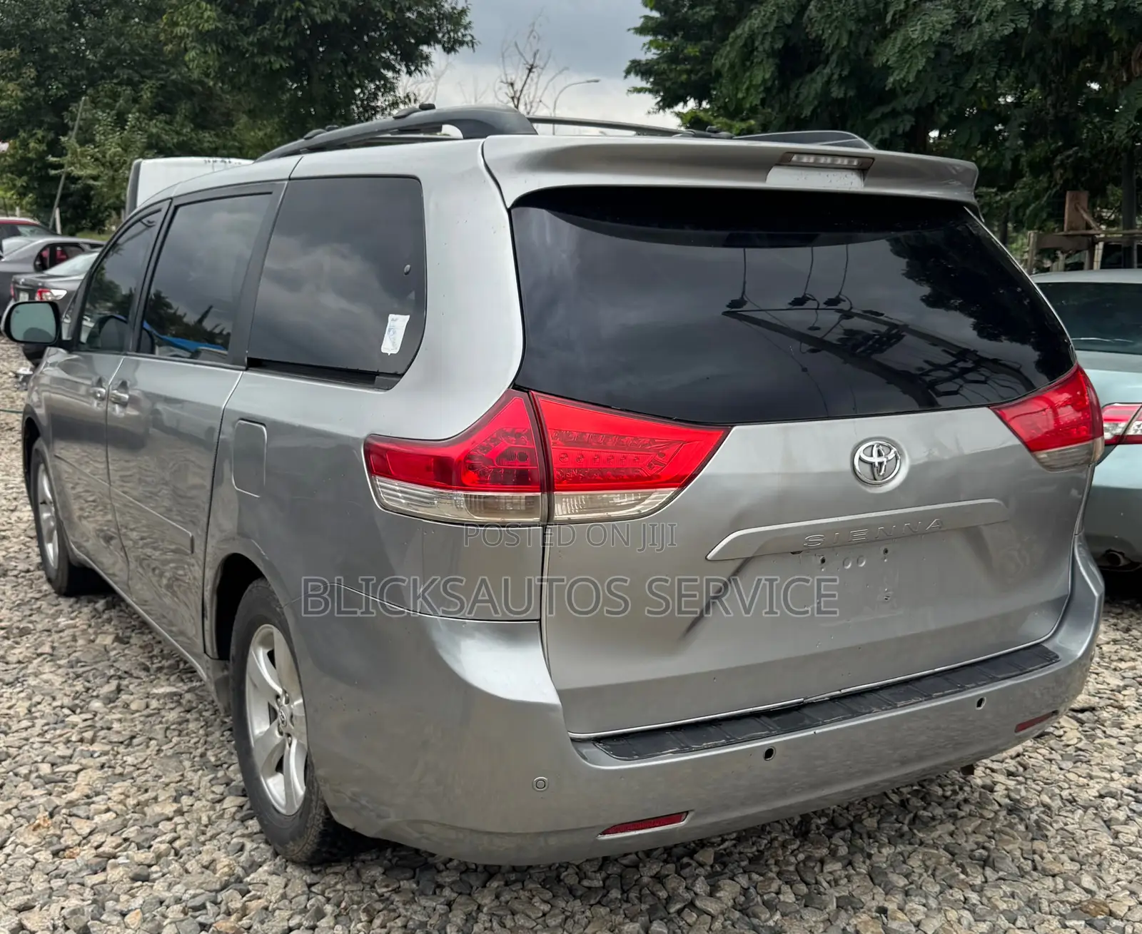 Toyota Sienna LE 7 Passenger Mobility 2012 Gray