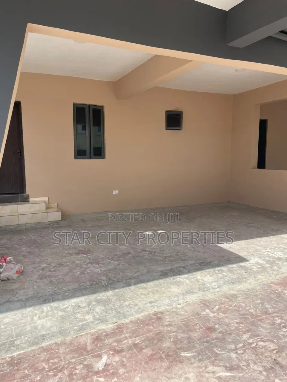 4bdrm Townhouse / Terrace in Anthony Estate for rent