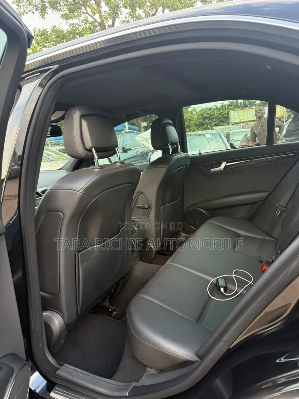 Mercedes-Benz C300 2013 Black